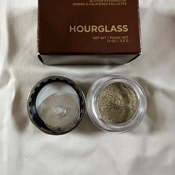 Hourglass Scattered Light Glitter Eyeshadow - Vivid - Picture 4 of 6